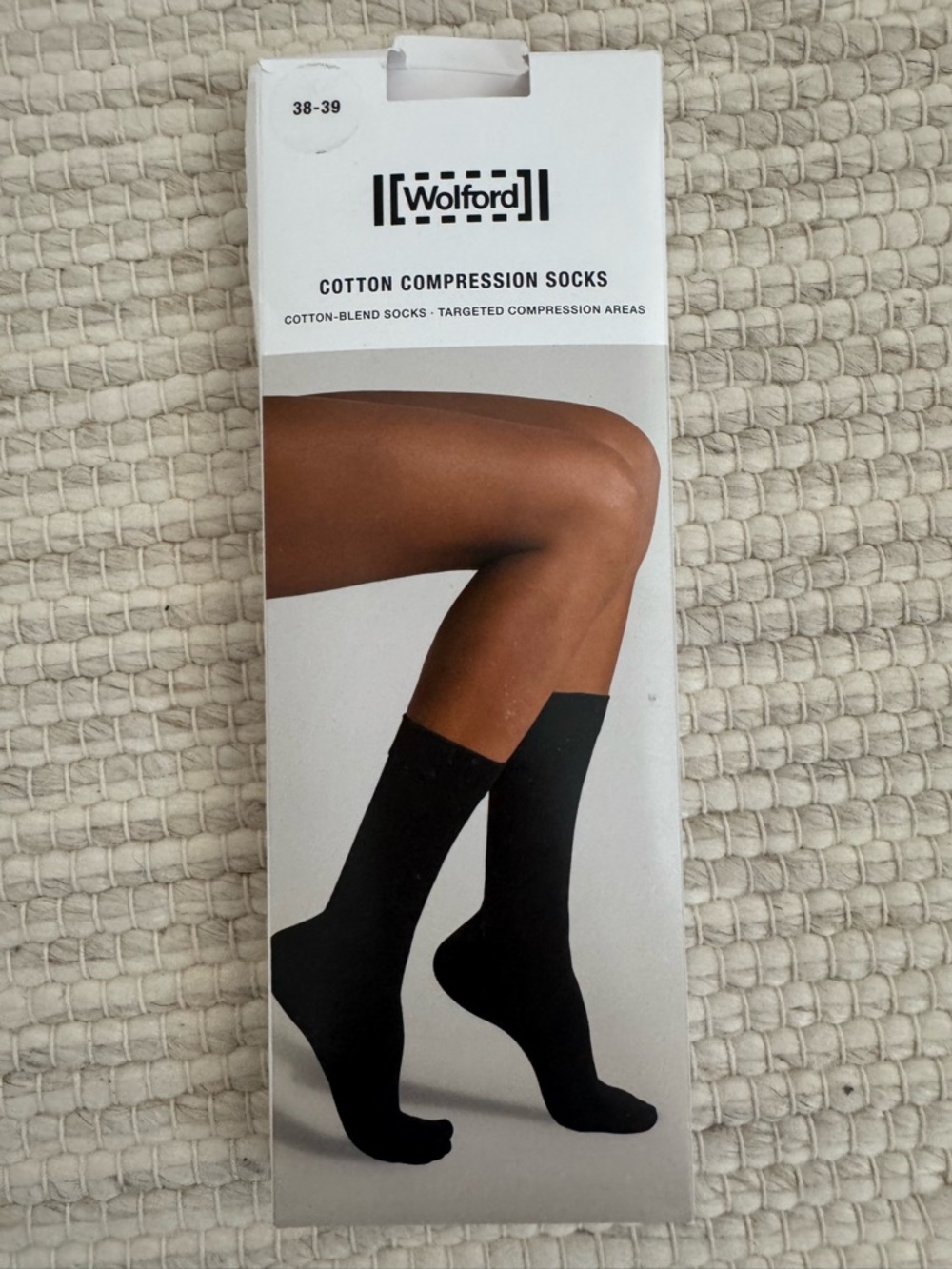 NIB WOLFORD White Compression Socks 38-39